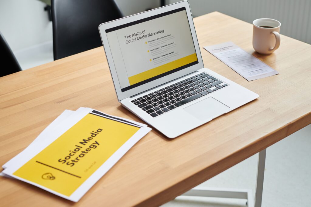 LinkedIn personal branding strategy and profile conversion planning for B2B founders
